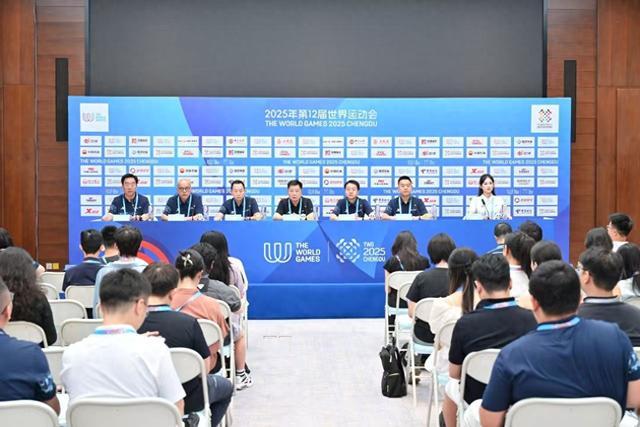 绍了成都世, 个餐位