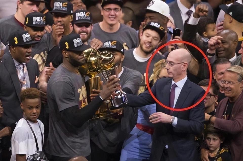 抹神秘色彩 抹神秘色彩