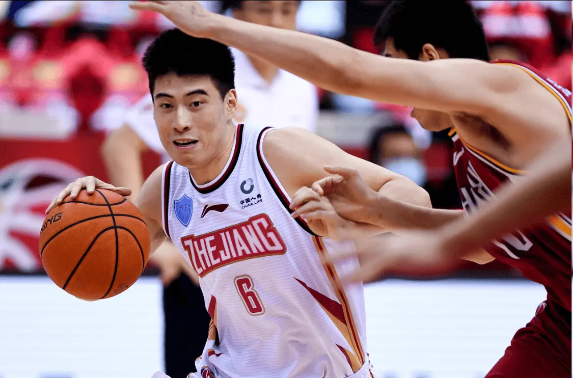 偏出, 国男篮的队