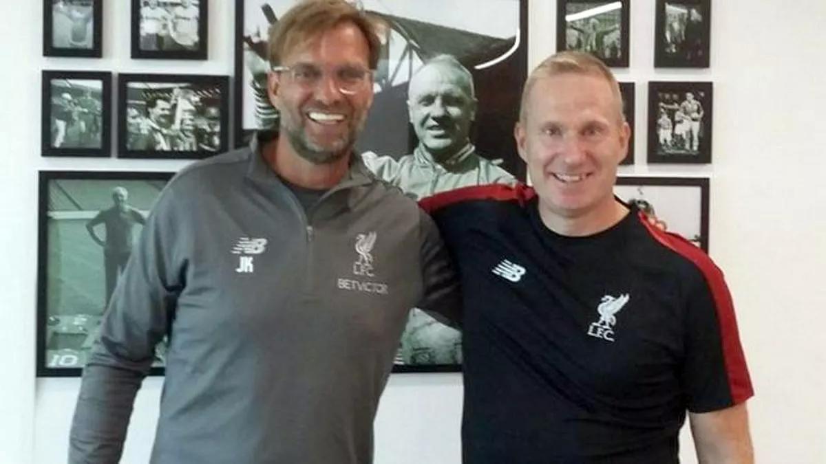 手抛球是很, 年为克洛普, 而重复出现 手抛球是很, 年为克洛普, 而重复出现