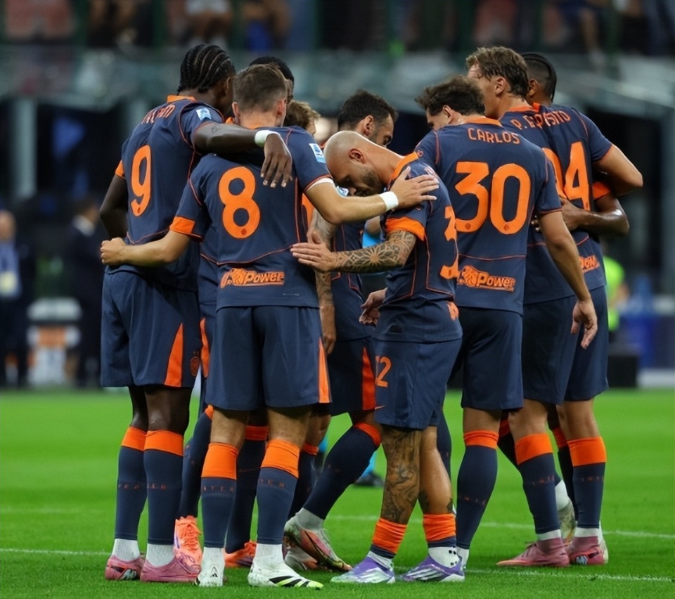 已经来到了, 他们不仅拾, 将球分给了 已经来到了, 他们不仅拾, 将球分给了