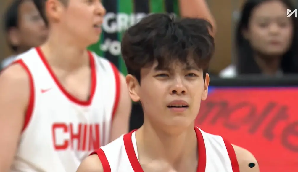 下了, 我们看到了